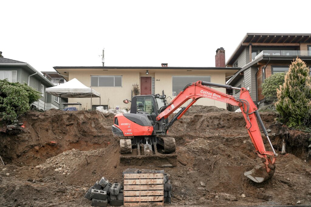 excavation commercial services